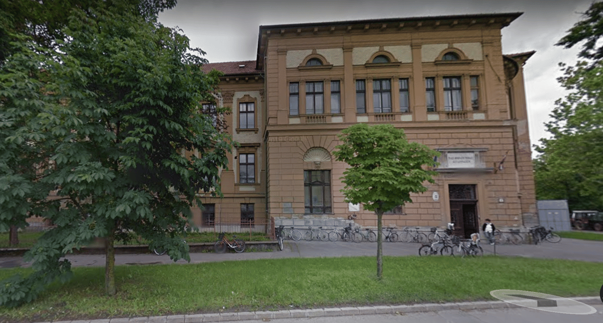 Leépítik Alföldi Róbert egykori gimnáziumának legendás dráma tagozatát? Az igazgató szerint csak átalakítják