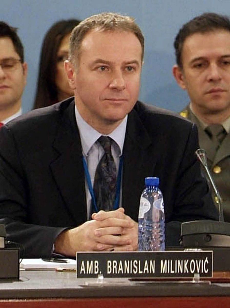 Brüsszelben lett öngyilkos Szerbia NATO-nagykövete
