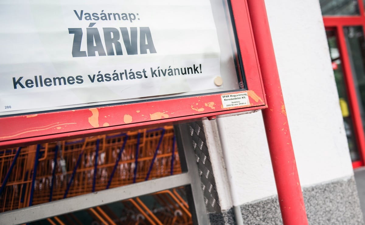 Kampec a boltzárnak? Orbánék állítólag a vasárnapi újranyitást fontolgatják