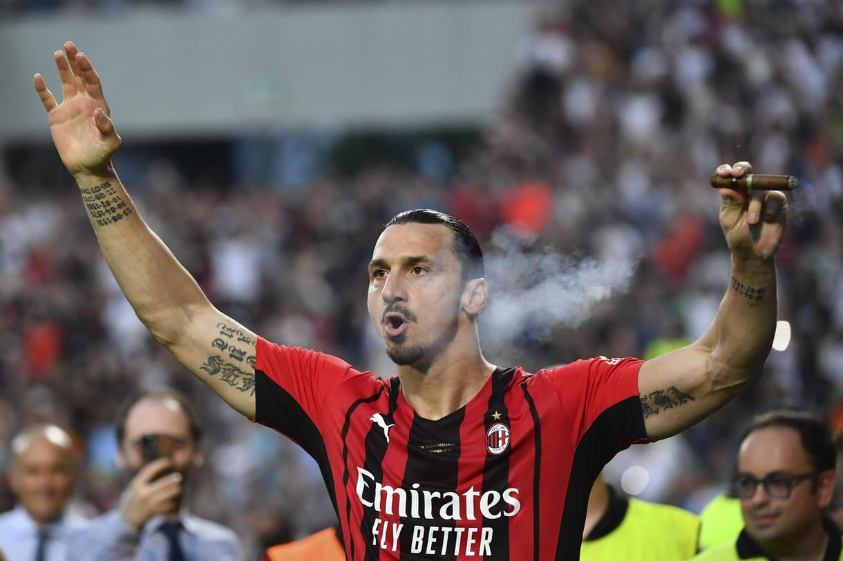 Ibrahimovic szivarozva vonult be az éremátadásra a bajnoki győzelem után