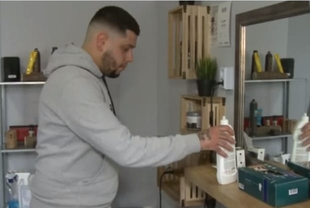 Ingyen hajvágást ajánlott fel egy szombathelyi fodrász