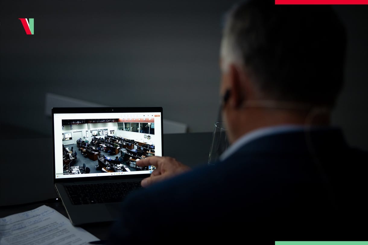 A magyar űrközpontból jelentkezett be Orbán