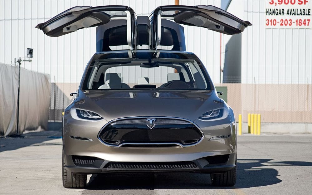 Újabb önvezető Tesla szenvedett balesetet