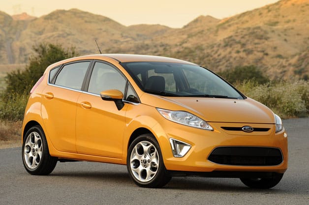 Légzsák-probléma miatt Fiestákat hív vissza a Ford