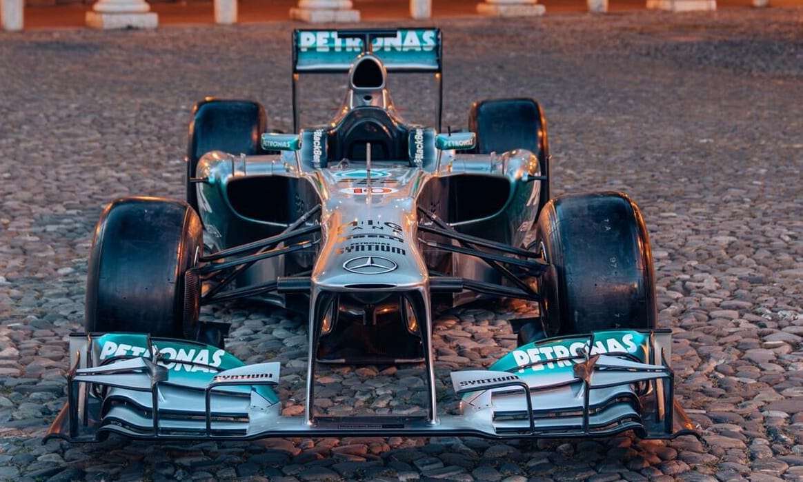 Most bárki megveheti Hamilton 10 éves hungaroringi győztes F1 autóját