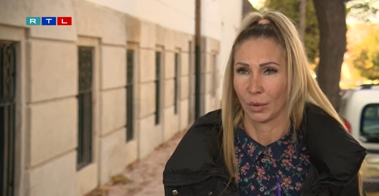 Orosz Bernadett nem bírta végighallgatni a bántalmazóját képviselő ügyvéd védőbeszédét a bíróságon – videó