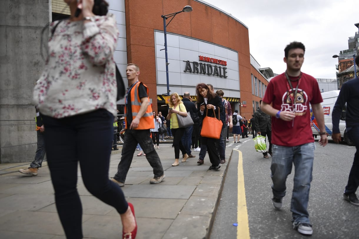 Pánik tört ki egy manchesteri bevásárlóközpontban