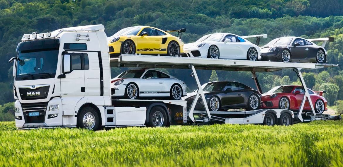 Csak csomagban eladó ez hat különleges Porsche, de trélert is adnak hozzá