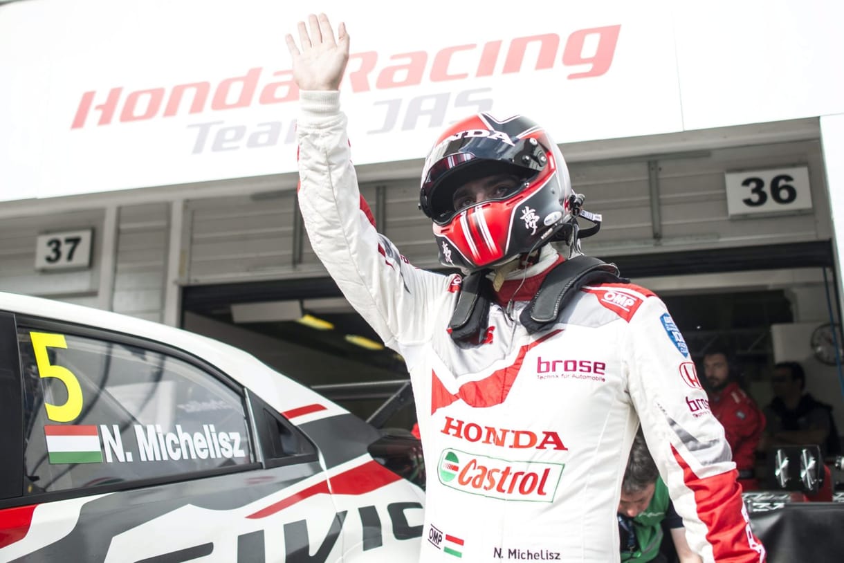 Itt a bejelentés: Michelisz a gyári Hondánál folytatja