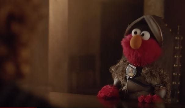 Feltűnik a Sesame Street vicces bábja a Trónok Harcában, és megoldja a trónviszályt