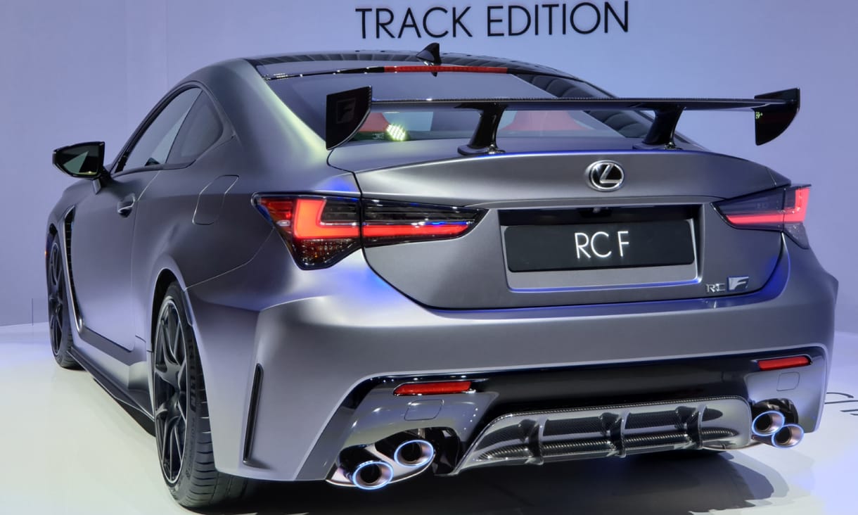 V8-as japán válasz a BMW M4-re: körbefotóztuk a szupersportos új Lexust