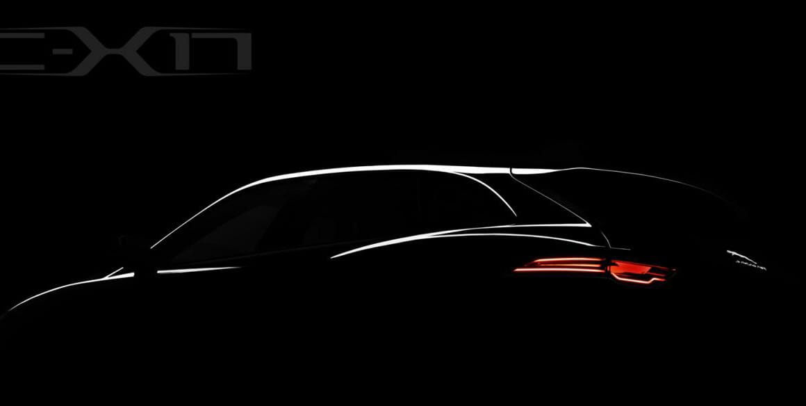 Sejtelmesen, de már látszik a Jaguar SUV