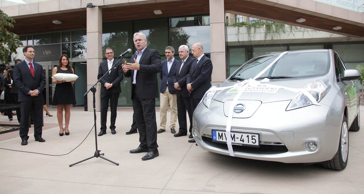 Itt az első elektromos autó Budapest szolgálatában