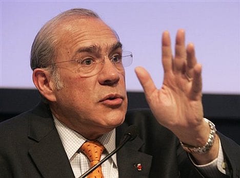 Négy nagy baj van – a világ és Magyarország az OECD szerint