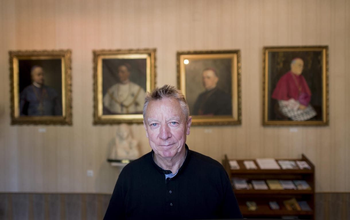 A nyugalmazott váci püspök bocsánatot kért az egyház nevében Bese Gergő miatt