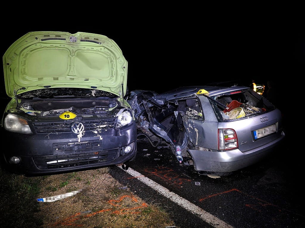 Három autó ütközött az M9-esen, ketten meghaltak