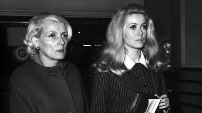 Meghalt Catherine Deneuve édesanyja, a világ talán legidősebb színésze