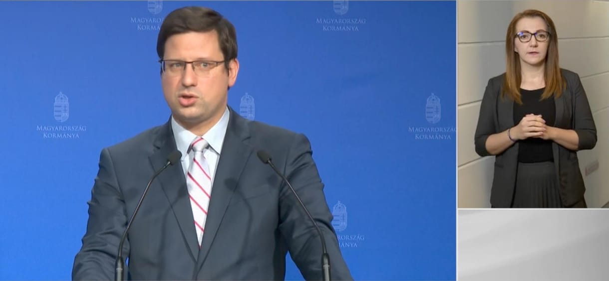 Gulyás: Jön a zárt téri maszkviselés, az egészségügyben kötelező lesz a harmadik oltás