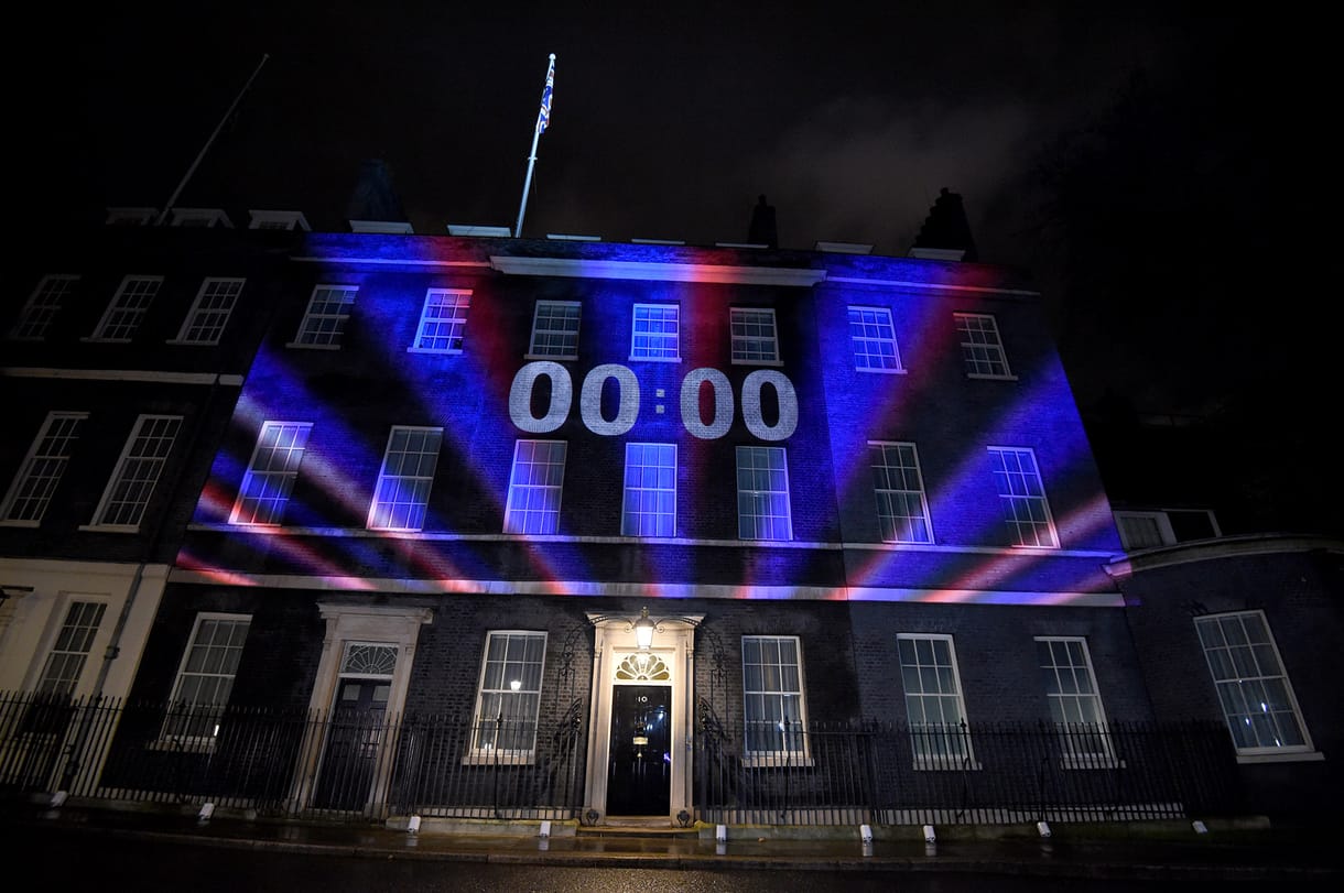 A Brexit megtörtént, kezdődik a verseny a britek kegyeiért