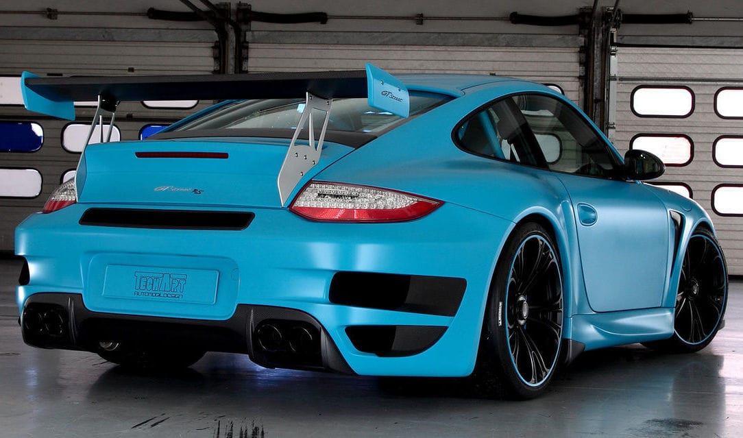 700 lovas Porsche fenevad - fotó 