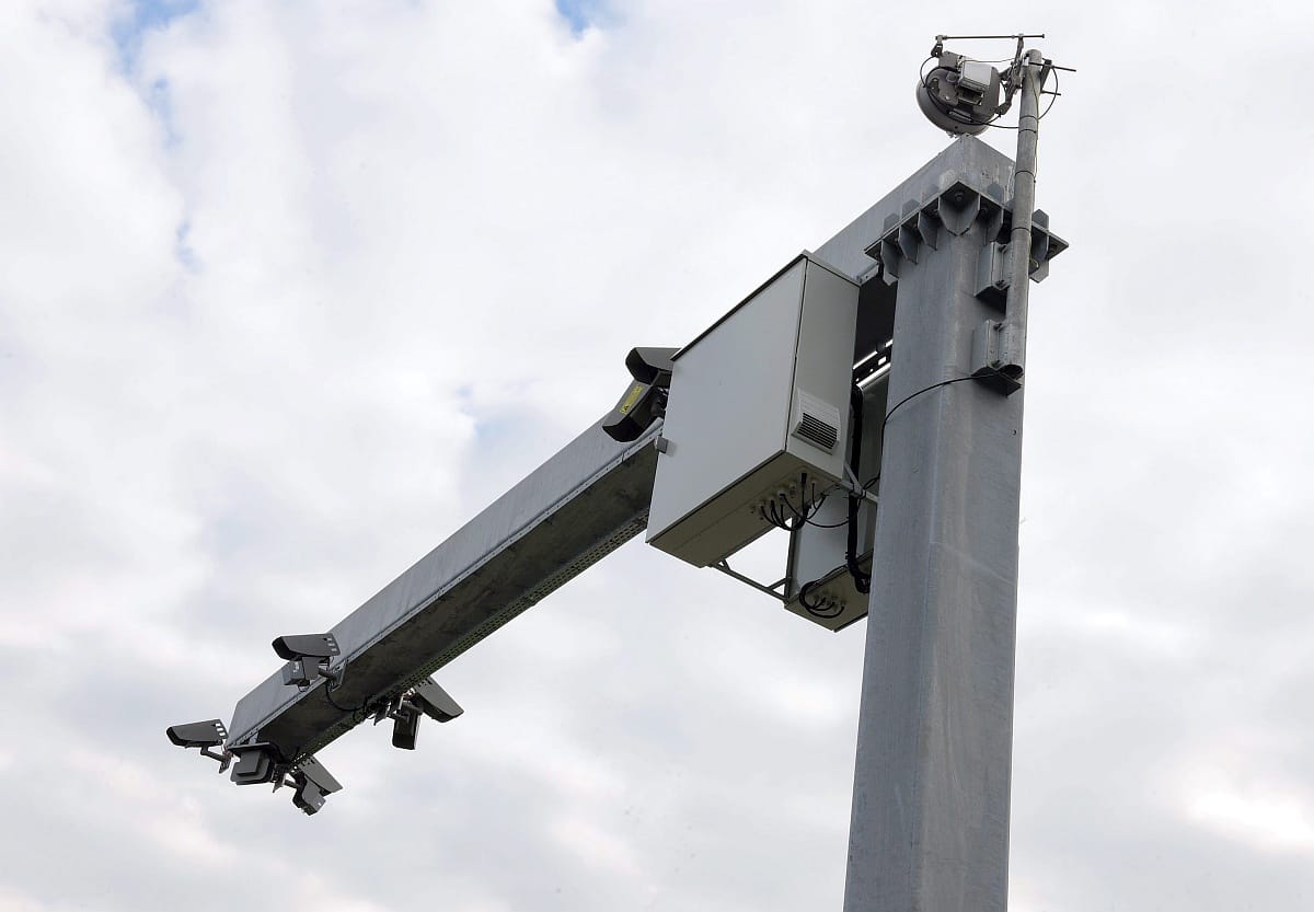Máshol vetik be az autópályák mellől elvezényelt traffipaxokat