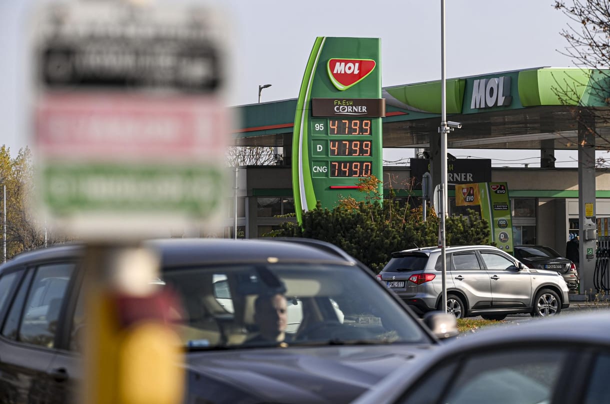 Több mint 60 Mol-kút eltűnik, ez lesz helyettük