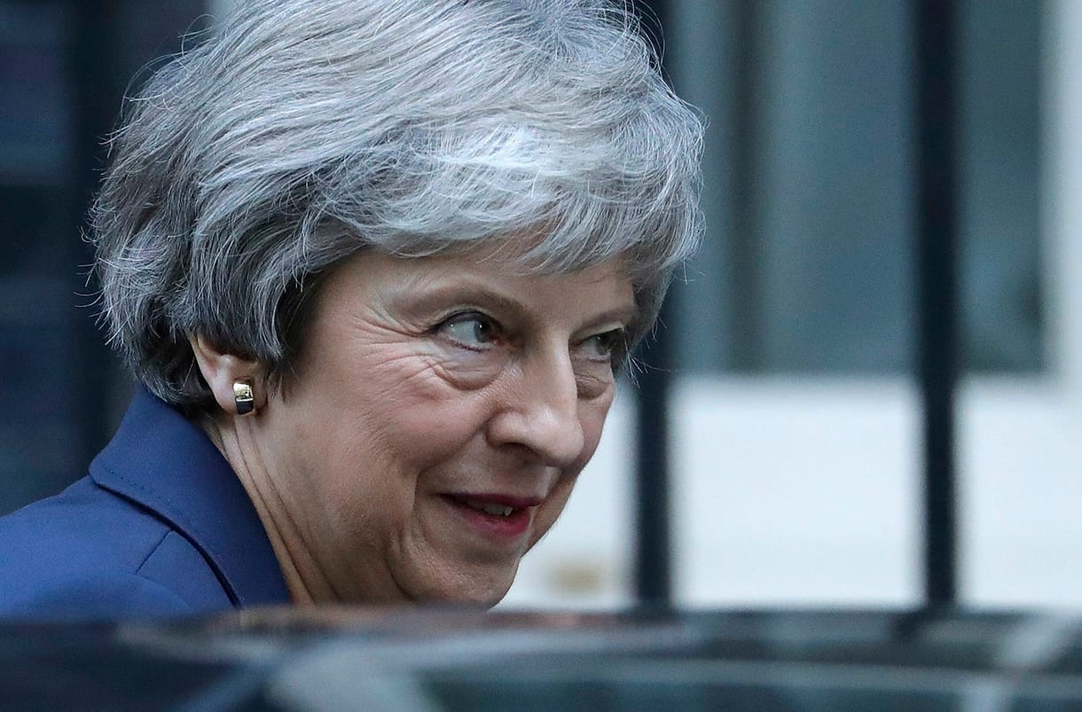 Csúcsformában a brit humor: mémek a Brexit végjátékában