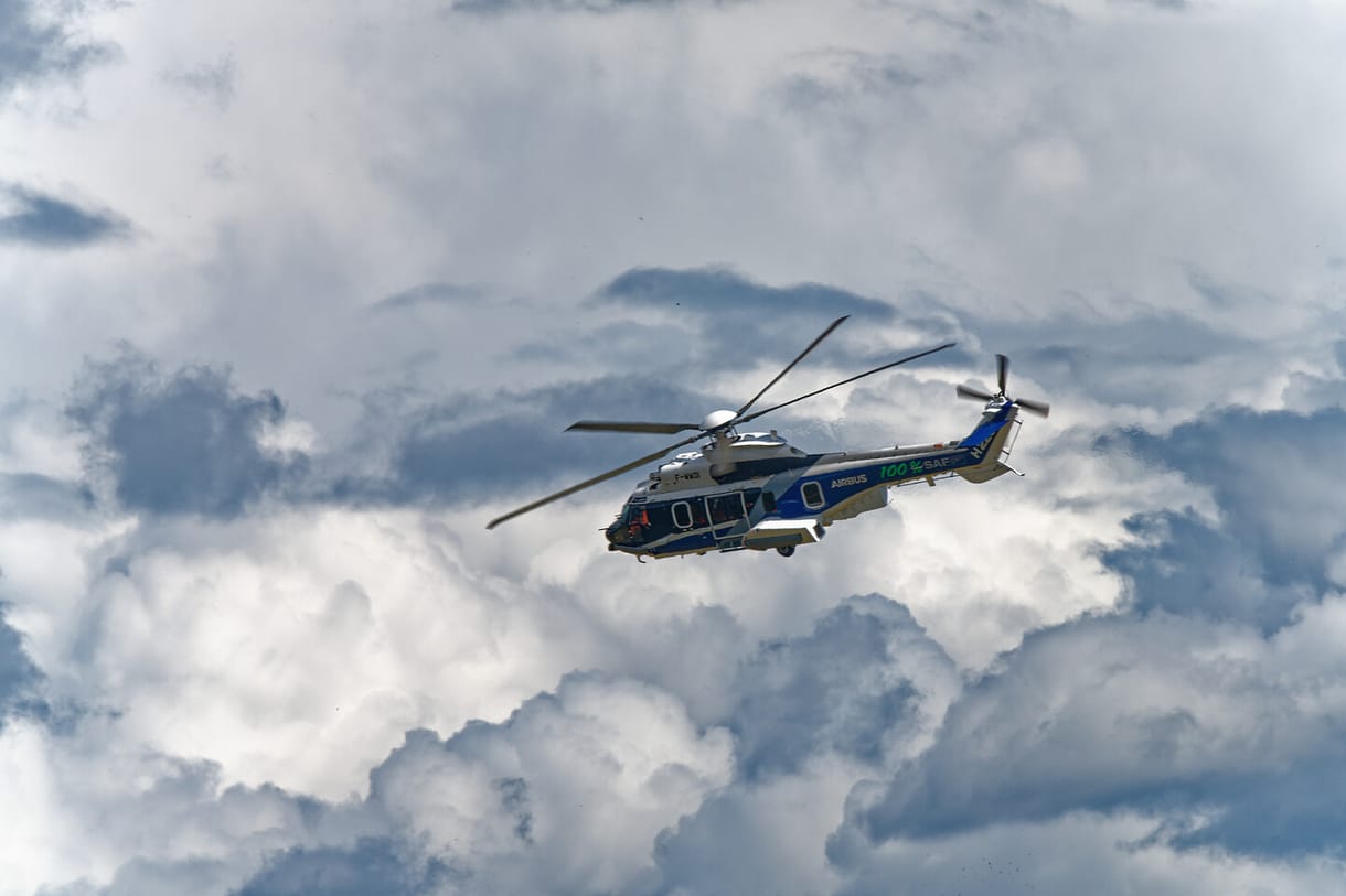 Fenntartható üzemanyaggal repült az Airbus helikoptere, 90 százalékkal csökkenhet a károsanyag-kibocsátás