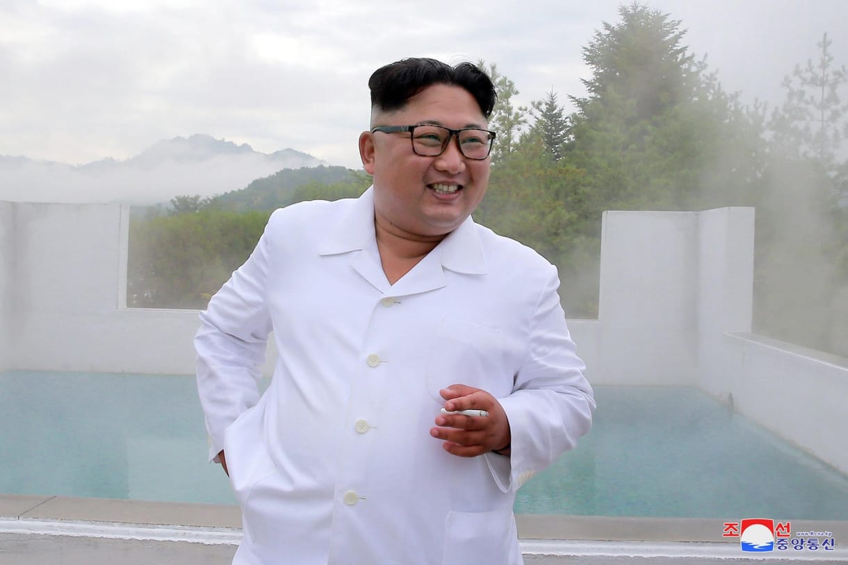 Folytatja megtekintéseit Kim Dzsong Un, most egy turistaparadicsomban járt - fotók