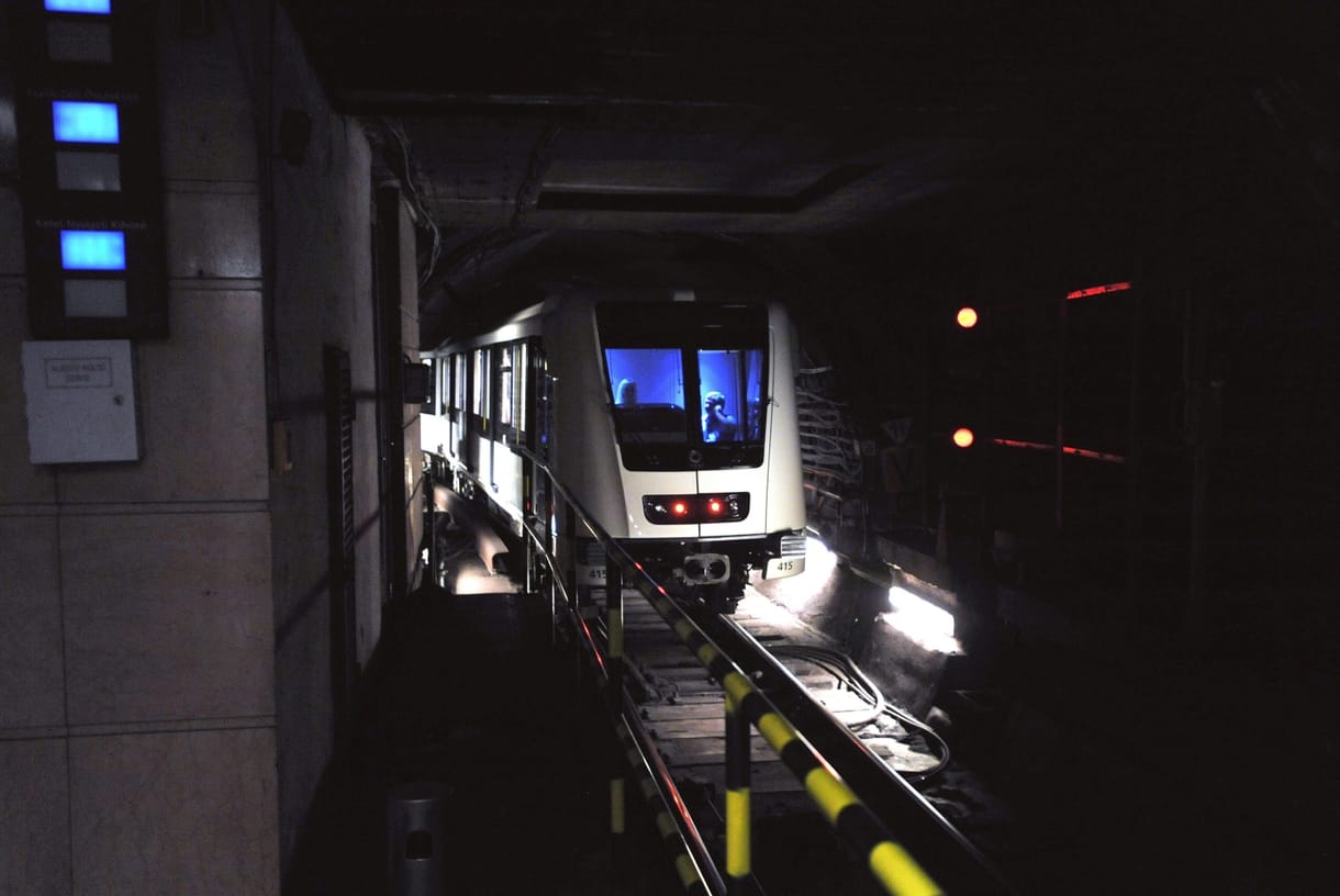 A Fidesz a fideszes vezetésű gazdasági bizottságban vizsgáltatná a metrójelentést