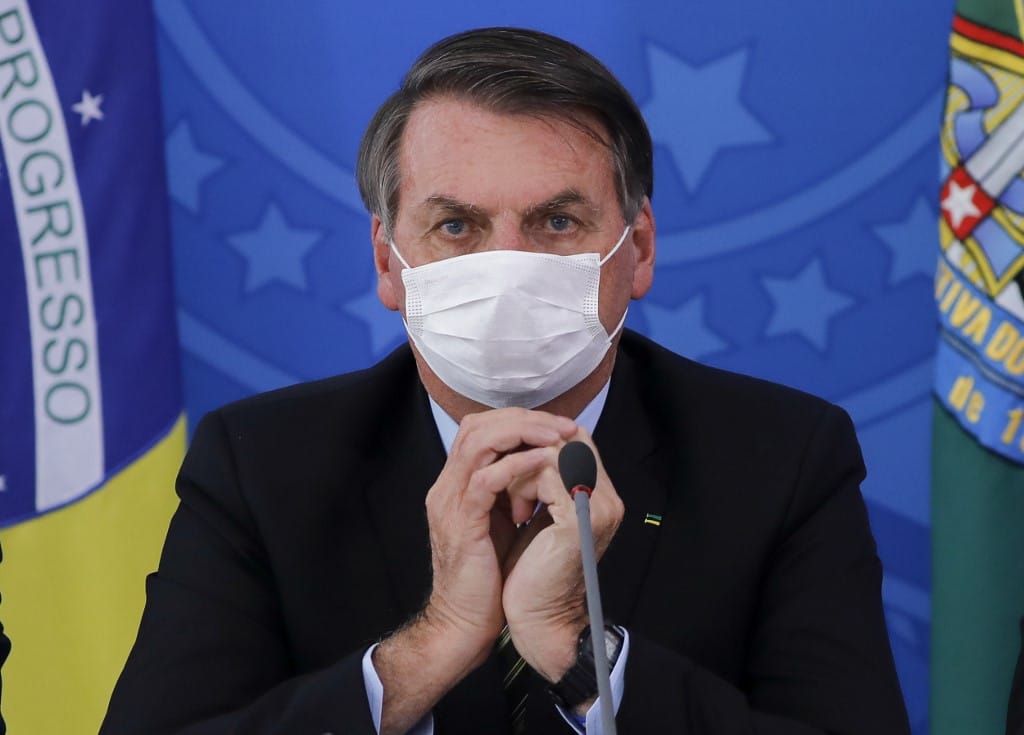 Másfél hónap után Bolsonaro is gratulált Bidennek