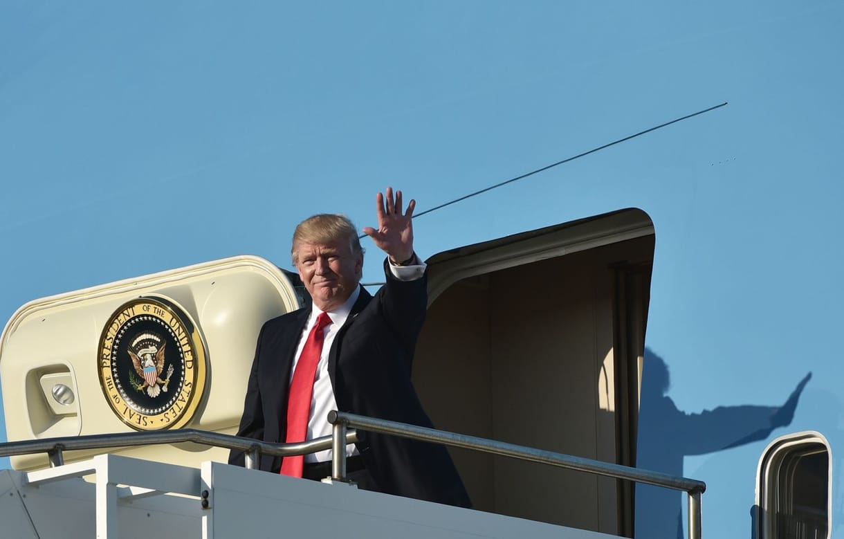 A beutazási tilalom körüli vitában eldőlhet, meddig mehet el Trump