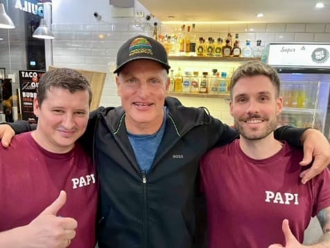 Woody Harrelson most a Madách téren bukkant fel