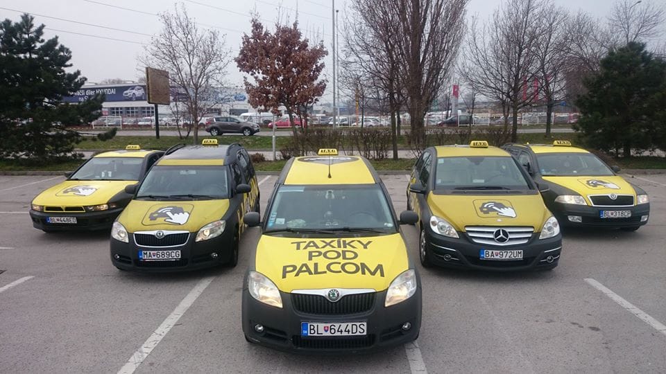 Budapestre jön az Uber-verő szlovák taxicég