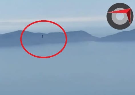 Megint repült a jetpackes őrült Los Angelesben, most 1 kilométeres magasságban száguldott – videó