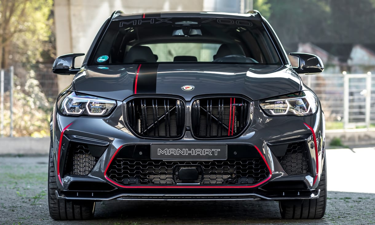 730 lóerős biturbó V8 a BMW X5 M-ben