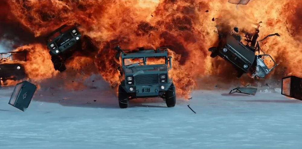 Egy biztosító felbecsülte a Halálos iramban filmekben okozott összes kárt