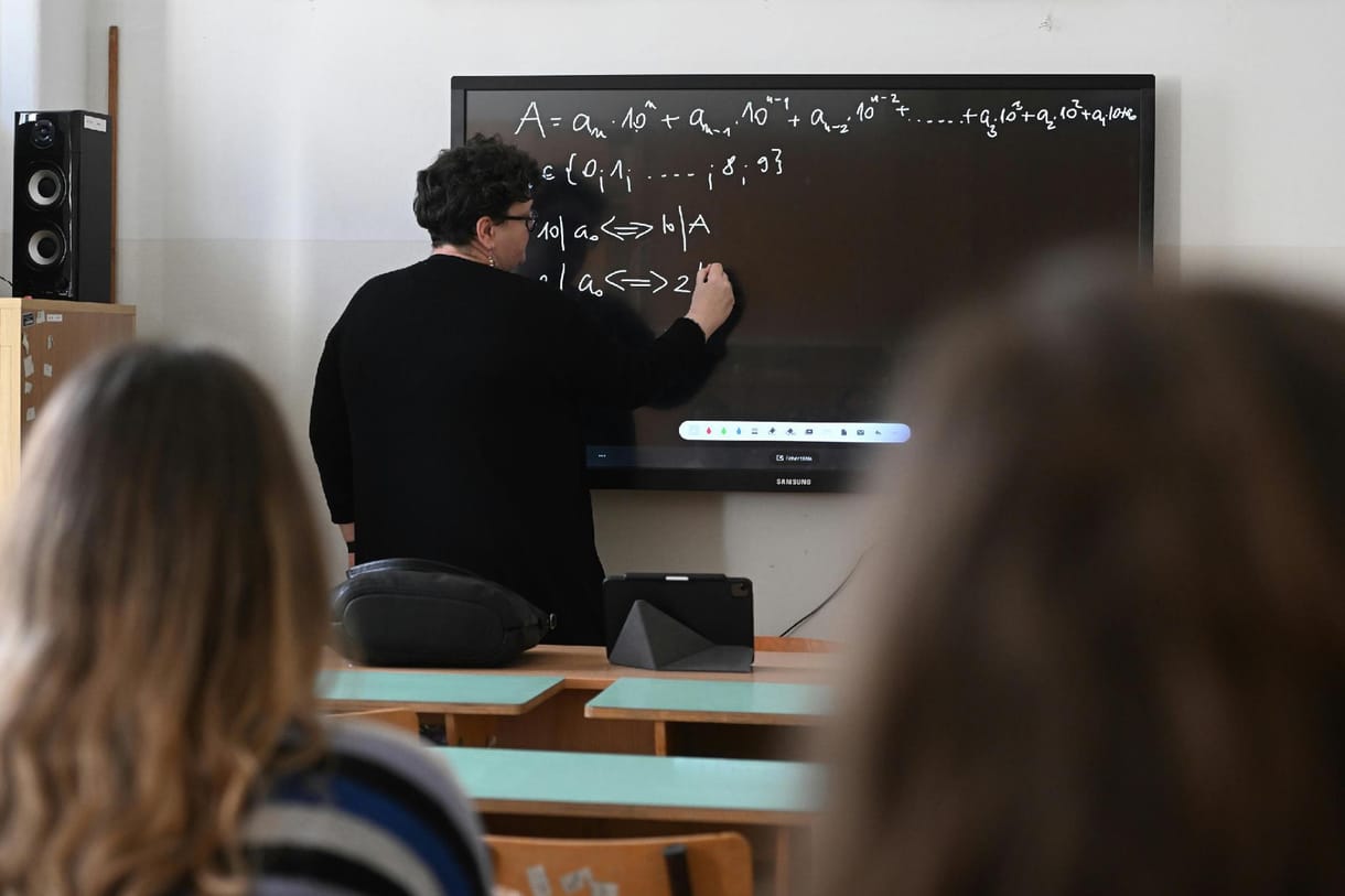 Kifáradás jeleit mutatja a tanártiltakozás, a helyzet a közoktatás összeomlásával fenyeget