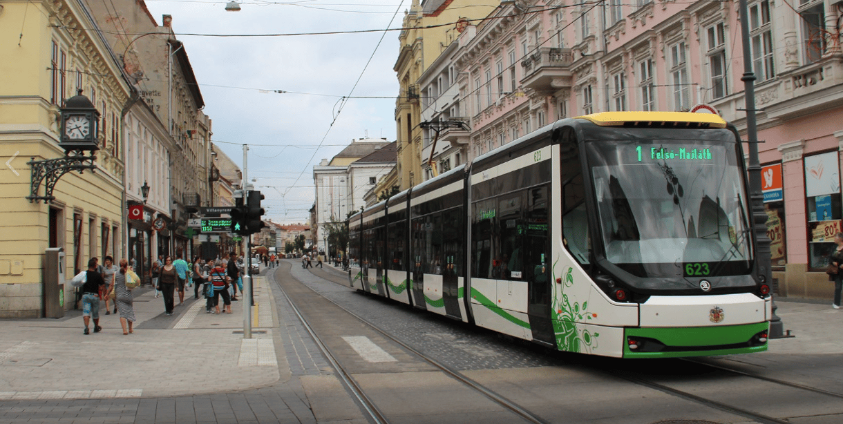 Kisiklott a miskolci villamos karambol miatt