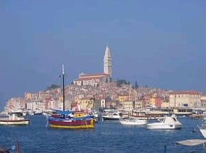 A focivébé miatt nincs elég turista a horvát tengerparton?