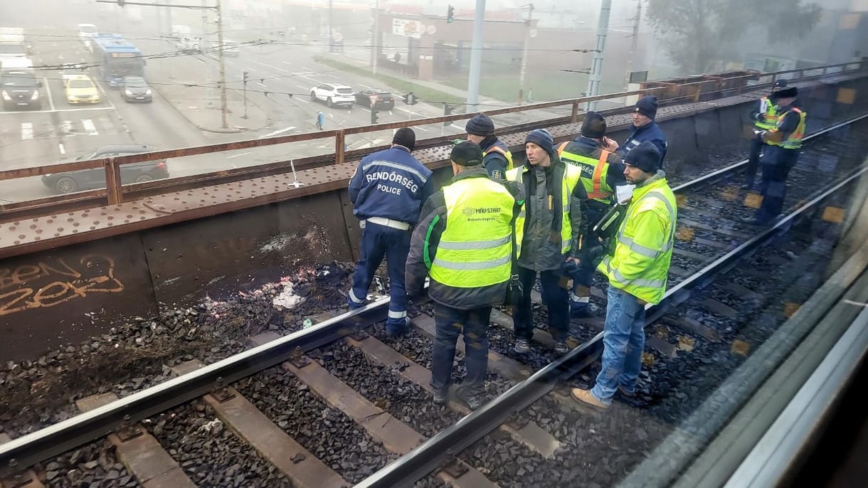 Halálra gázolt két embert a vonat a Kerepesi úti felüljárónál