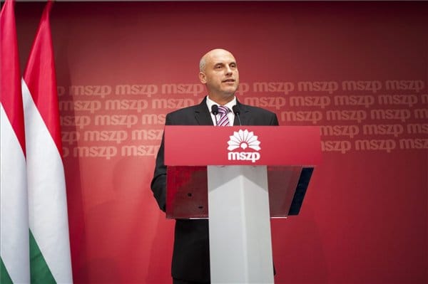 A Kossuth teret kritizálta az MSZP elnöke
