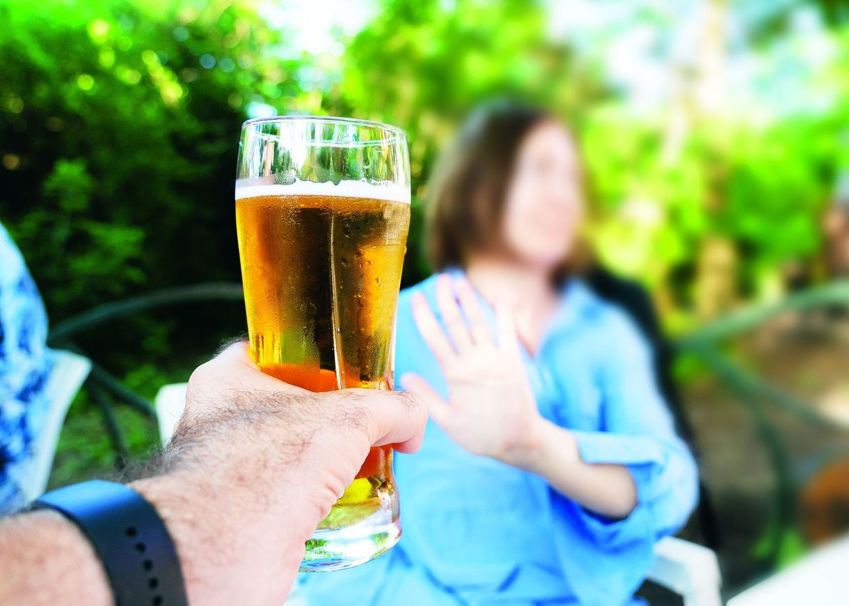 Korábbi nagy ivászat felidézése csökkentheti az alkohol iránti vágyat
