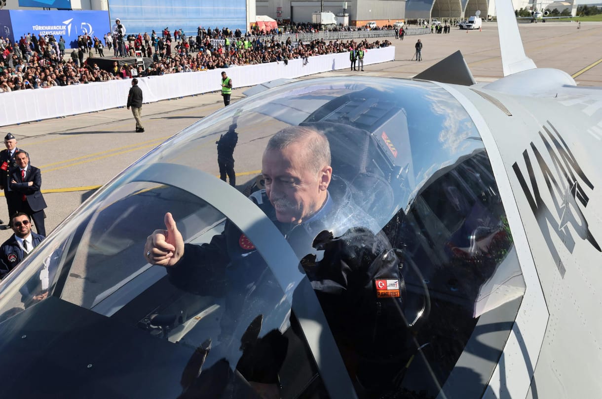 Erdogan politikai élethalál harcát hozza a vasárnapi török választás