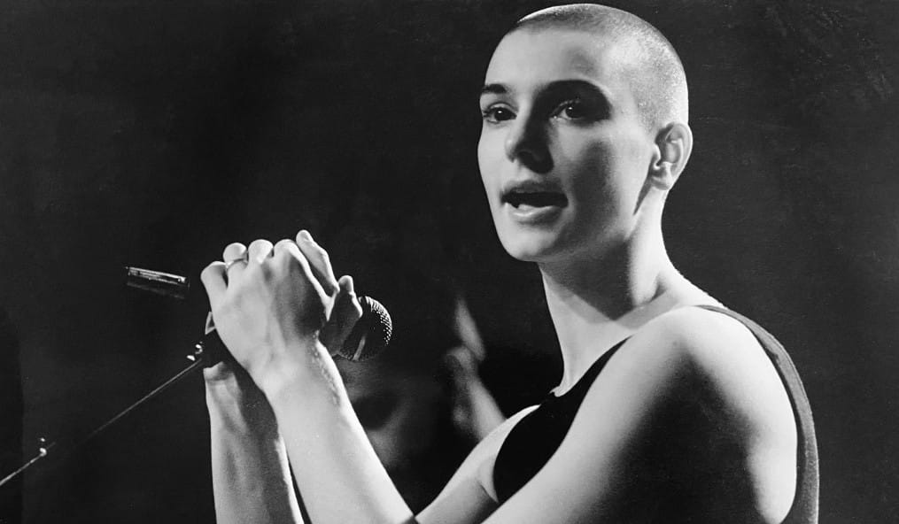 Sinead O'Connor örökösei kiakadtak azon, hogy Trump a kampányában használja az elhunyt énekesnő zenéjét