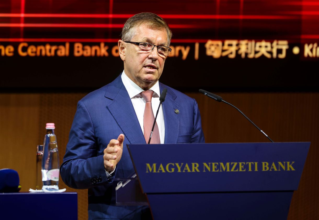 A Szuverenitásvédelmi Hivatal magánszemélyek bankszámláiról is kimutatásokat kér