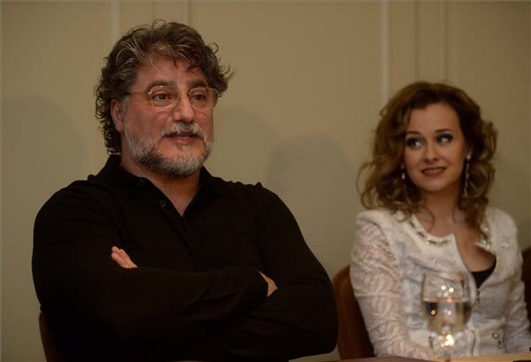 Popkoncertet ad Budapesten José Cura