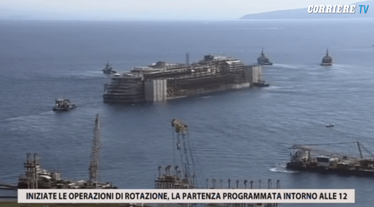 És mégis mozog a Costa Concordia – nézze élőben!