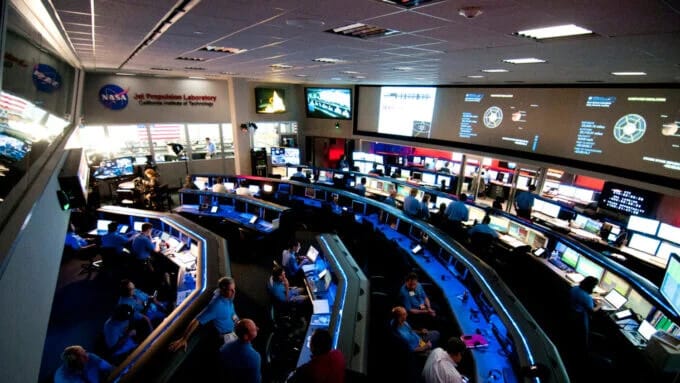 Evakuálták a NASA egyik legfontosabb központját a Los Angeles-i tűzvész miatt
