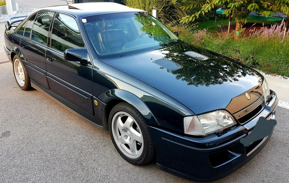 Ritka lehetőség: gyorsan le lehet csapni erre az über-Opelre, egy Lotus Omegára